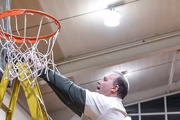 Longtime Maumee coach Brad Kuron takes over girls basketball program