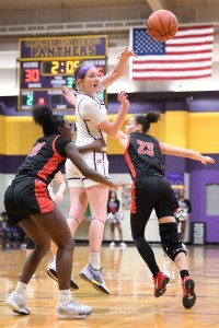 Maumee basketball Lucy Porter